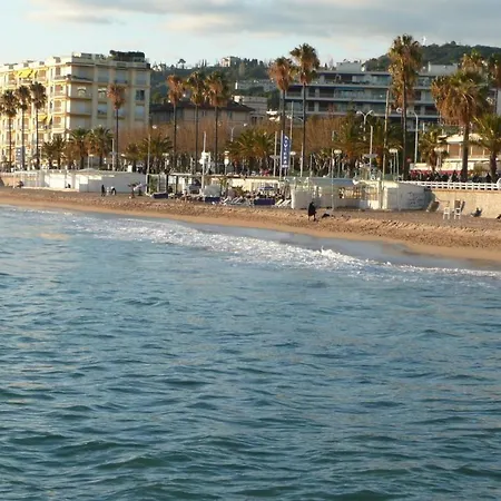 Joffre - Studio design en centre ville Apartamento Cannes